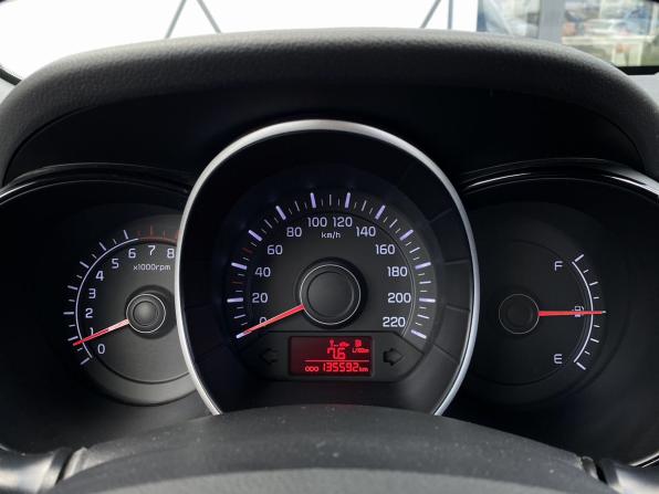 Kia Rio III Рестайлинг с пробегом 2015 года, цена 949 000 рублей, 135591 км, хэтчбек, Автокод Объявления