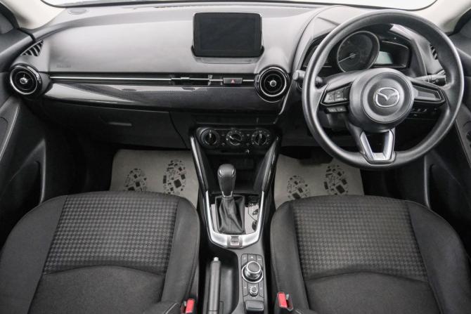 Mazda Demio IV (DJ) с пробегом 2019 года, цена 1 339 000 рублей, 96720 км, хэтчбек, Автокод Объявления