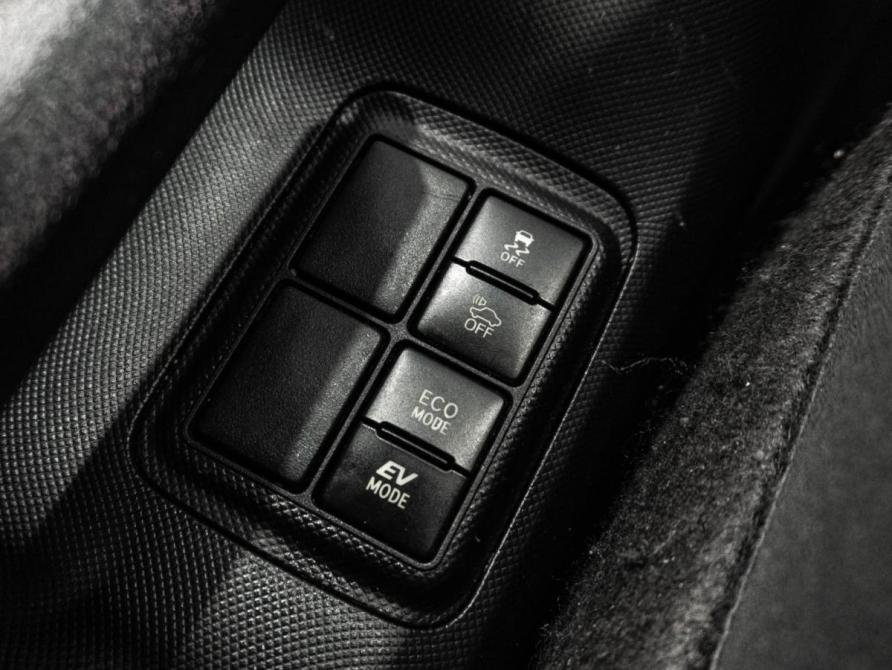 Toyota Aqua I Рестайлинг Тюмень  - изображение 19