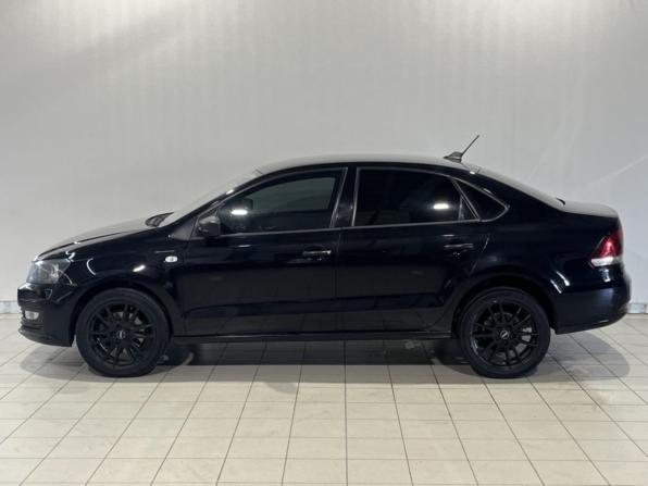Volkswagen Polo V Рестайлинг с пробегом 2019 года, цена 1 130 000 рублей, 107099 км, седан, Автокод Объявления