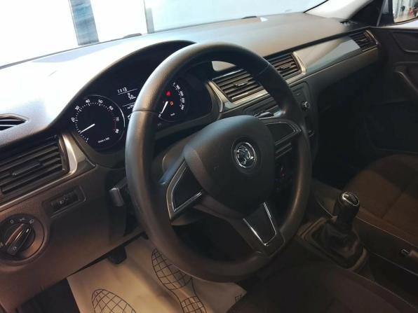 Skoda Rapid I с пробегом 2014 года, цена 1 199 000 рублей, 65000 км, лифтбек, Автокод Объявления