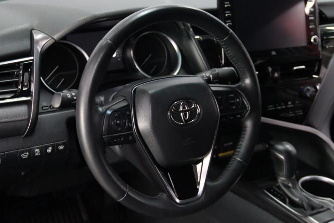 Toyota Camry VIII (XV70) Рестайлинг с пробегом 2021 года, цена 3 295 950 рублей, 80120 км, седан, Автокод Объявления