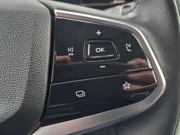 Changan Lamore с пробегом 2023 года, цена 1 555 000 рублей, 140901 км, седан, Автокод Объявления
