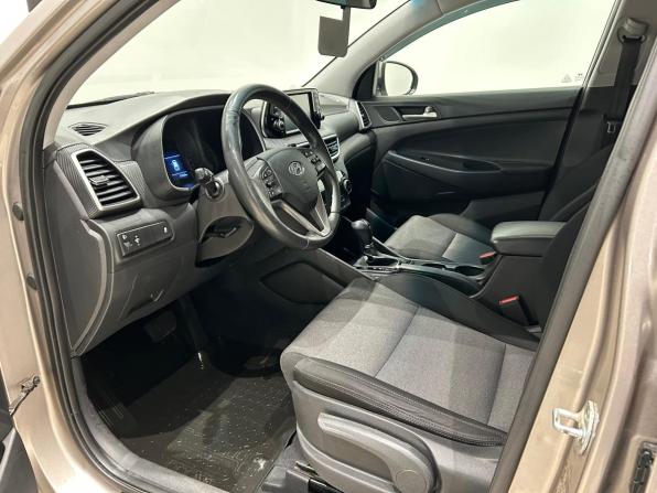Hyundai Tucson III Рестайлинг с пробегом 2019 года, цена 1 599 000 рублей, 213864 км, внедорожник, Автокод Объявления