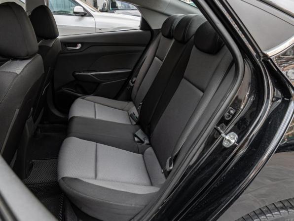 Hyundai Solaris II с пробегом 2017 года, цена 1 428 000 рублей, 97880 км, седан, Автокод Объявления