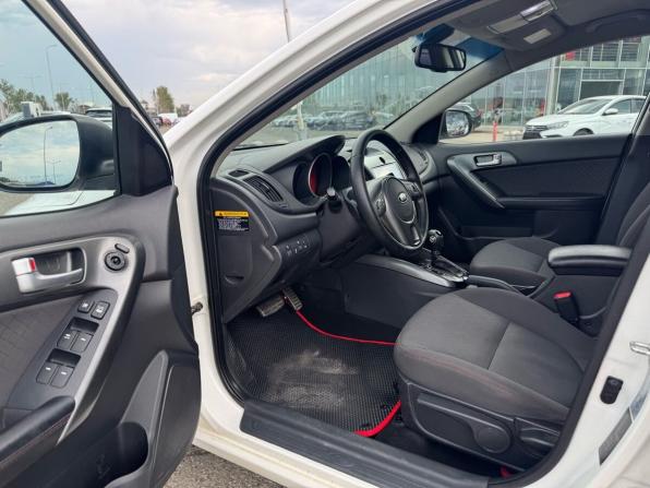 Kia Cerato II с пробегом 2011 года, цена 769 000 рублей, 141242 км, седан, Автокод Объявления