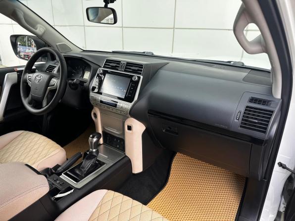 Toyota Land Cruiser Prado 150 Series Рестайлинг 2 с пробегом 2020 года, цена 5 390 000 рублей, 78788 км, внедорожник, Автокод Объявления