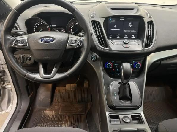 Ford Kuga II Рестайлинг с пробегом 2018 года, цена 1 609 000 рублей, 146000 км, внедорожник, Автокод Объявления