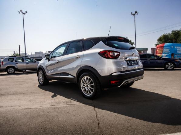 Renault Kaptur I с пробегом 2017 года, цена 1 530 000 рублей, 74421 км, внедорожник, Автокод Объявления
