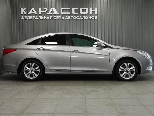 Hyundai Sonata VI (YF) с пробегом 2011 года, цена 1 299 000 рублей, 158500 км, седан, Автокод Объявления