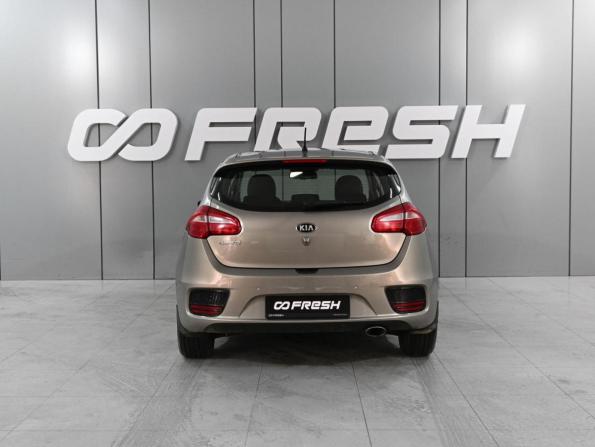 Kia Ceed II Рестайлинг с пробегом 2015 года, цена 1 399 000 рублей, 76664 км, хэтчбек, Автокод Объявления