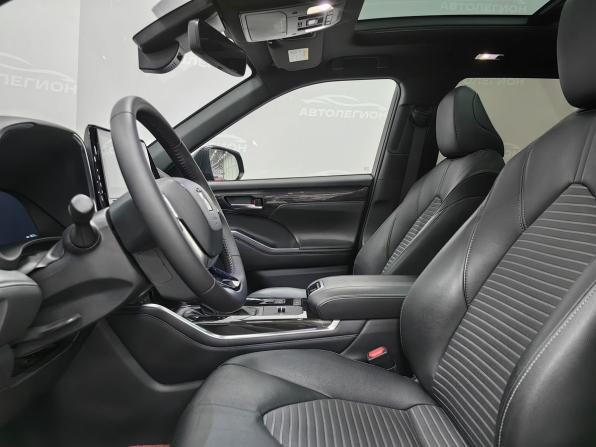 Toyota Crown Kluger с пробегом 2021 года, цена 6 000 000 рублей, 46114 км, внедорожник, Автокод Объявления