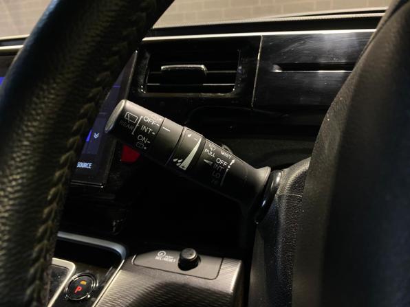 Honda Stepwgn V Рестайлинг с пробегом 2019 года, цена 2 575 000 рублей, 156620 км, минивэн, Автокод Объявления