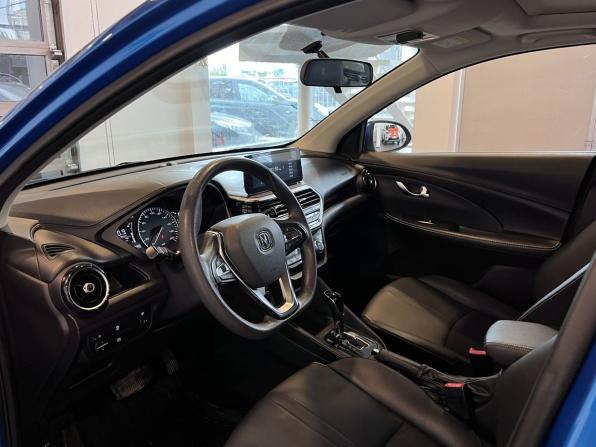 Changan Alsvin с пробегом 2023 года, цена 1 122 000 рублей, 56431 км, седан, Автокод Объявления