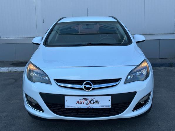 Opel Astra J Рестайлинг с пробегом 2013 года, цена 770 000 рублей, 189000 км, универсал, Автокод Объявления