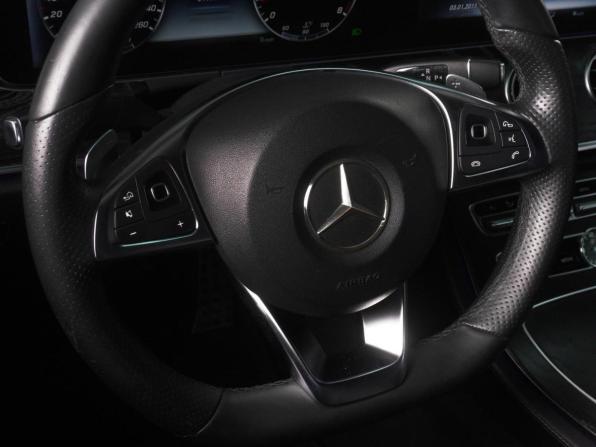 Mercedes-Benz E-Класс V (W213 S213 C238) с пробегом 2017 года, цена 2 749 000 рублей, 220367 км, седан, Автокод Объявления