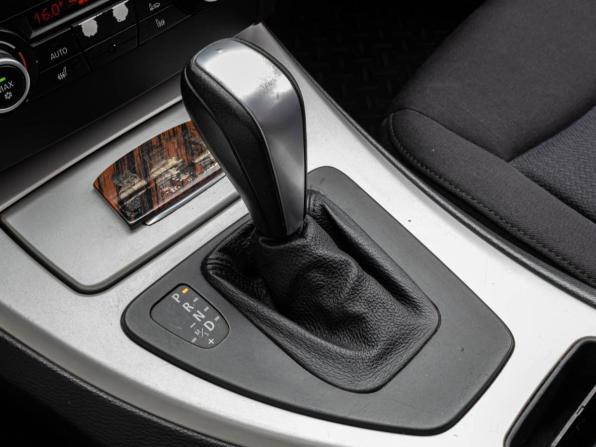 BMW 3 серии V (E90/E91/E92/E93) Рестайлинг с пробегом 2010 года, цена 1 129 000 рублей, 227112 км, седан, Автокод Объявления