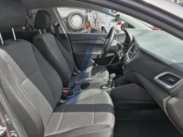 Hyundai Solaris II Рестайлинг с пробегом 2021 года, цена 1 579 000 рублей, 118456 км, седан, Автокод Объявления