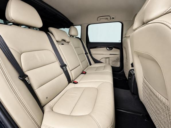 Volvo XC70 II с пробегом 2012 года, цена 1 580 000 рублей, 225425 км, универсал, Автокод Объявления