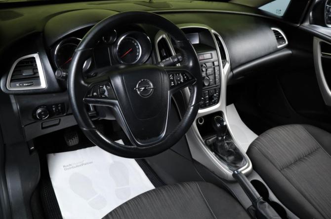 Opel Astra J с пробегом 2011 года, цена 719 000 рублей, 113875 км, хэтчбек, Автокод Объявления