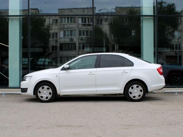 Skoda Rapid I с пробегом 2015 года, цена 790 000 рублей, 202000 км, лифтбек, Автокод Объявления