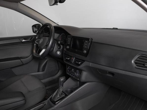 Volkswagen Polo VI с пробегом 2022 года, цена 1 715 200 рублей, 84232 км, лифтбек, Автокод Объявления