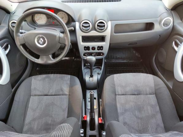 Renault Logan I Рестайлинг с пробегом 2013 года, цена 500 000 рублей, 189001 км, седан, Автокод Объявления
