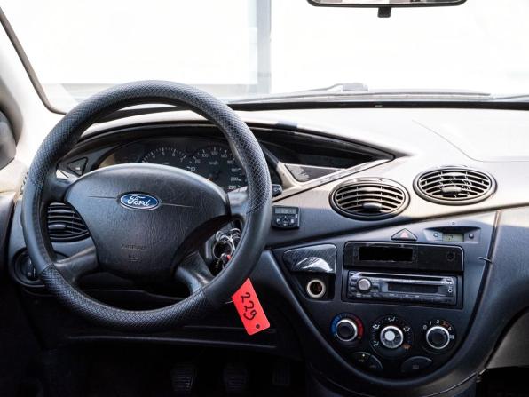 Ford Focus I Рестайлинг с пробегом 2004 года, цена 179 000 рублей, 224363 км, универсал, Автокод Объявления