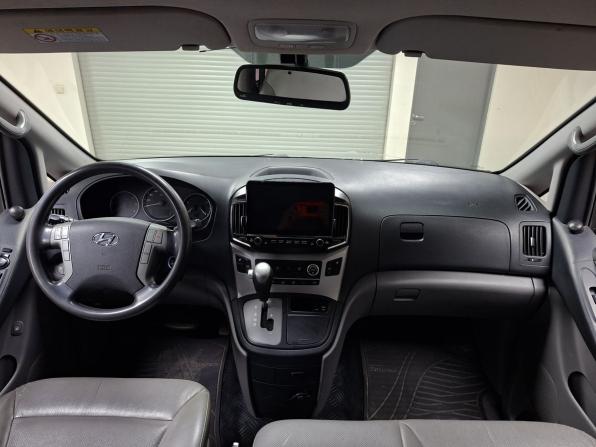 Hyundai Grand Starex I Рестайлинг с пробегом 2018 года, цена 2 400 000 рублей, 157042 км, минивэн, Автокод Объявления