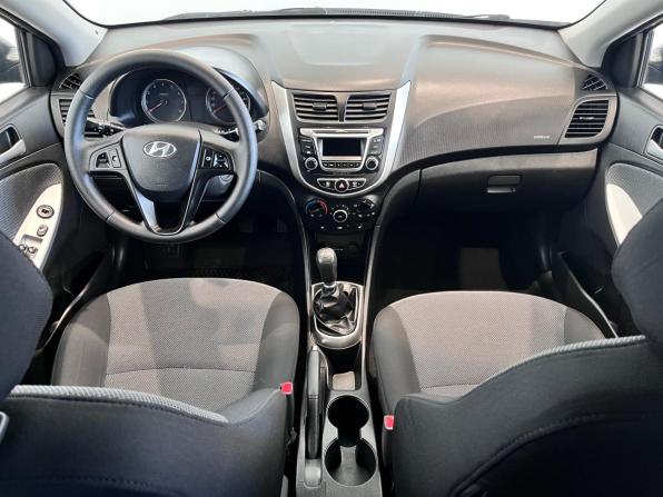 Hyundai Solaris I с пробегом 2013 года, цена 760 000 рублей, 121468 км, седан, Автокод Объявления