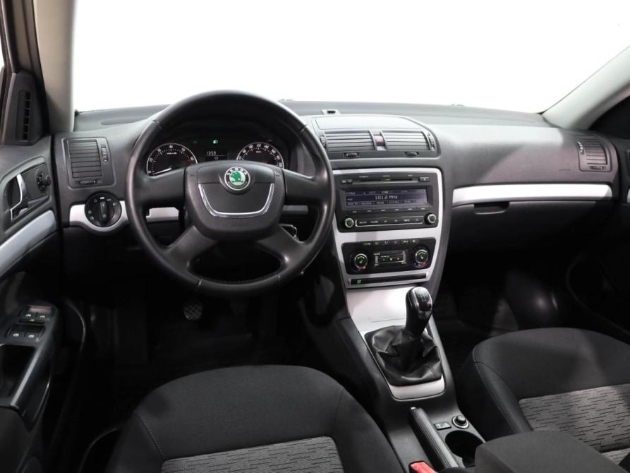 Skoda Octavia II (A5) Рестайлинг Ростов-на-Дону  - изображение 6