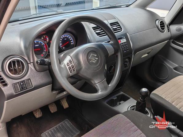 Suzuki SX4 I (Classic) Рестайлинг с пробегом 2010 года, цена 680 000 рублей, 168000 км, хэтчбек, Автокод Объявления