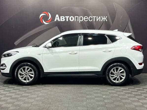 Hyundai Tucson III с пробегом 2018 года, цена 1 710 000 рублей, 211356 км, внедорожник, Автокод Объявления