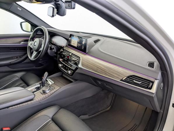 BMW 5 серии VII (G30/G31/G38) с пробегом 2019 года, цена 5 560 000 рублей, 37366 км, седан, Автокод Объявления