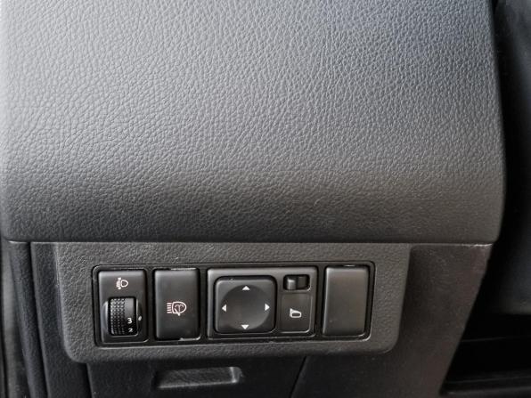 Nissan Tiida I Рестайлинг с пробегом 2010 года, цена 565 000 рублей, 254210 км, седан, Автокод Объявления