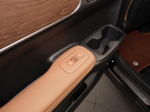 Hyundai Santa Fe V (MX5) с пробегом 2025 года, цена 5 450 000 рублей, 11219 км, внедорожник, Автокод Объявления