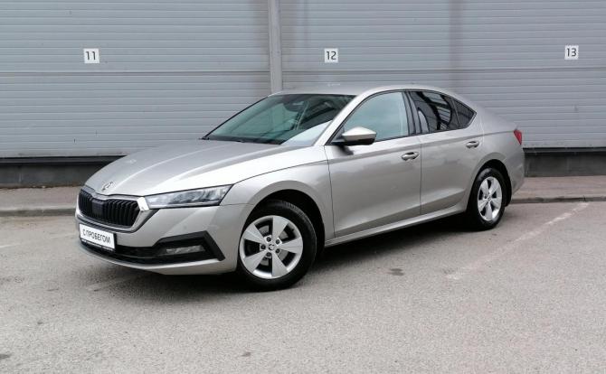 Skoda Octavia IV (A8) с пробегом 2021 года, цена 2 259 000 рублей, 97031 км, лифтбек, Автокод Объявления
