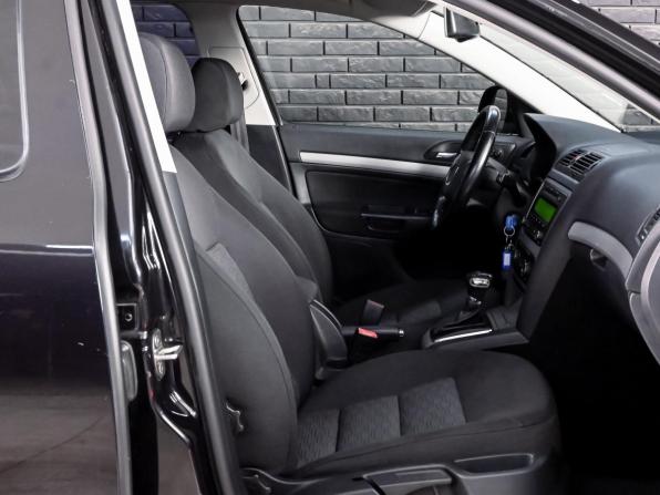 Skoda Octavia II (A5) Рестайлинг с пробегом 2012 года, цена 1 000 000 рублей, 161430 км, лифтбек, Автокод Объявления
