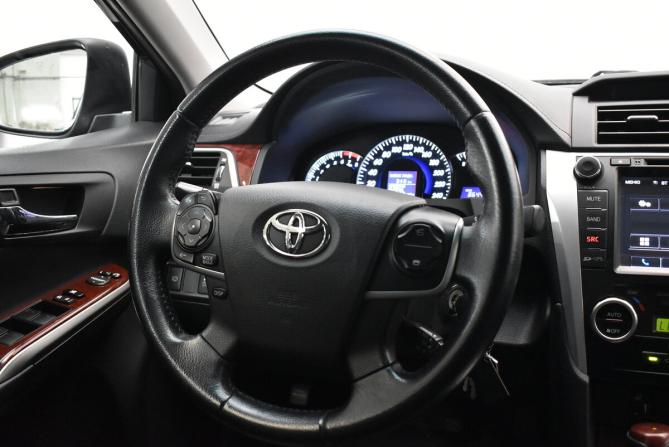 Toyota Camry VII (XV50) с пробегом 2013 года, цена 1 980 000 рублей, 86444 км, седан, Автокод Объявления