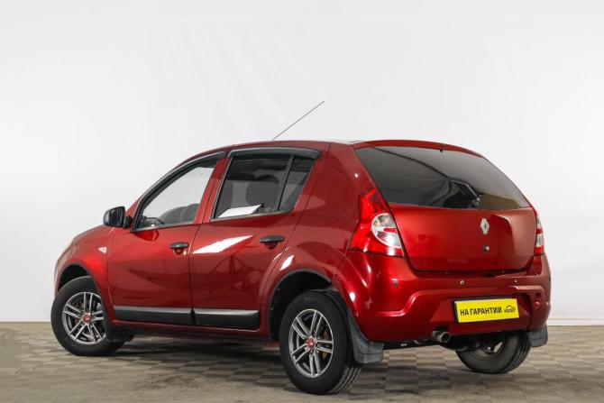 Renault Sandero I с пробегом 2011 года, цена 519 000 рублей, 203700 км, хэтчбек, Автокод Объявления