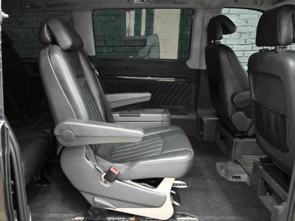 Mercedes-Benz Viano I (W639) Рестайлинг с пробегом 2014 года, цена 2 210 000 рублей, 320123 км, минивэн, Автокод Объявления