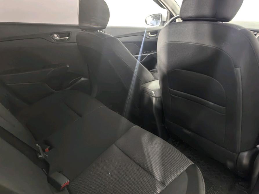 Hyundai Solaris II Санкт-Петербург  - изображение 13