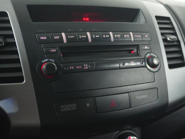 Mitsubishi Outlander II Рестайлинг с пробегом 2010 года, цена 917 000 рублей, 232700 км, внедорожник, Автокод Объявления