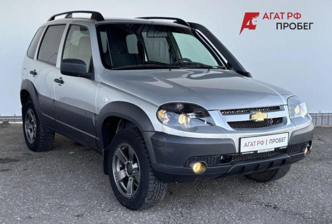 Chevrolet Niva I Рестайлинг с пробегом 2020 года, цена 895 000 рублей, 51270 км, внедорожник, Автокод Объявления
