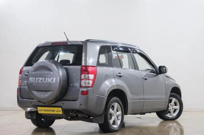 Suzuki Grand Vitara II с пробегом 2008 года, цена 739 000 рублей, 240000 км, внедорожник, Автокод Объявления