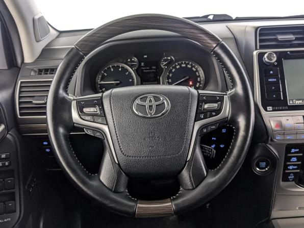 Toyota Land Cruiser Prado 150 Series Рестайлинг 2 с пробегом 2018 года, цена 4 370 000 рублей, 238427 км, внедорожник, Автокод Объявления