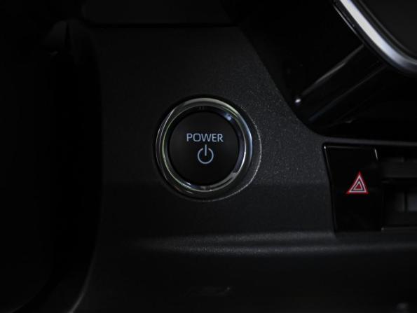 Toyota Camry IX (XV80) China Market с пробегом 2026 года, цена 4 280 000 рублей, 153 км, седан, Автокод Объявления