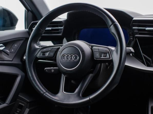 Audi A3 IV (8Y) с пробегом 2021 года, цена 2 612 000 рублей, 72000 км, седан, Автокод Объявления