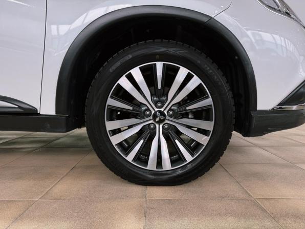 Mitsubishi Outlander III Рестайлинг 3 с пробегом 2018 года, цена 1 950 000 рублей, 94469 км, внедорожник, Автокод Объявления