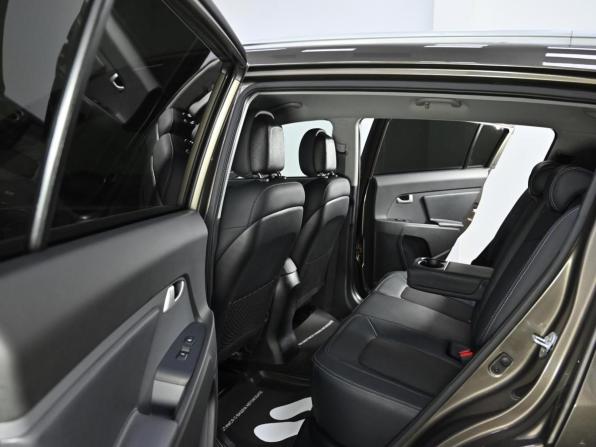 Kia Sportage III с пробегом 2013 года, цена 1 049 000 рублей, 178000 км, внедорожник, Автокод Объявления